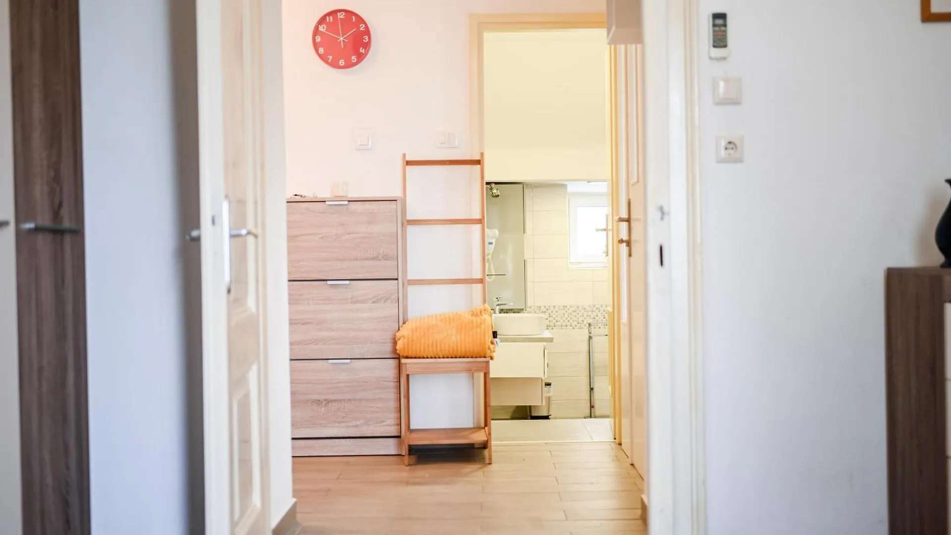 Seafront Apartment Ičići