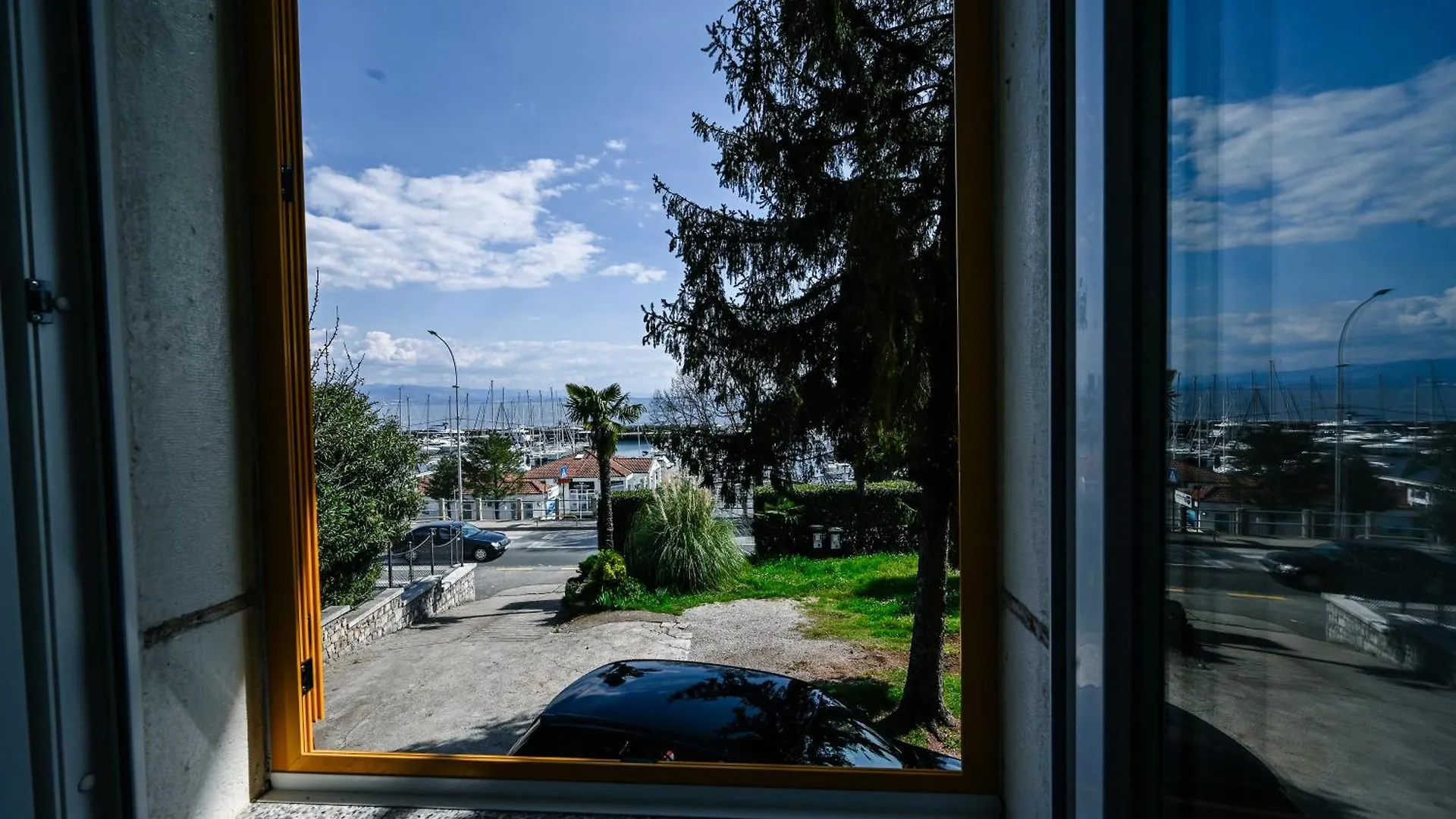 Seafront Apartment Ičići