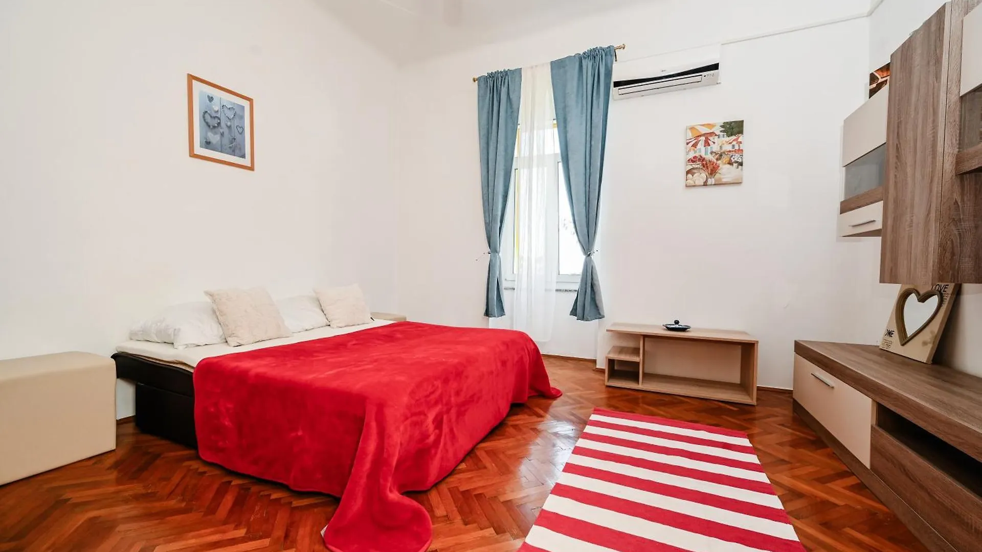 Seafront Apartment Ičići 0*,  Croaţia